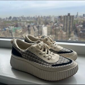 Dolce Vita Dolen Sneaker Cream and Navy Size 9